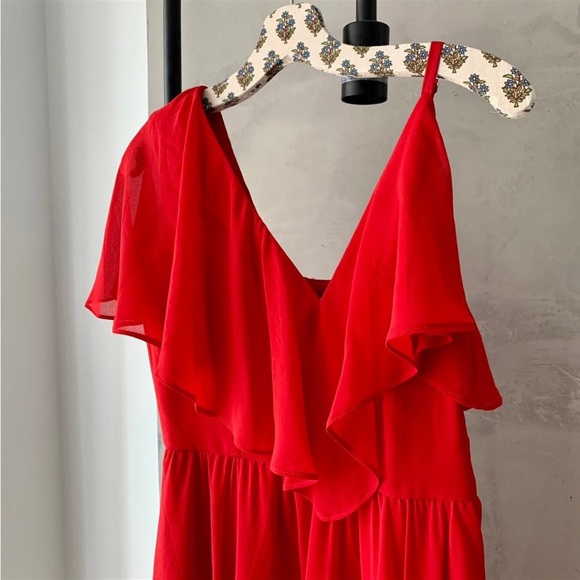 Asymmetrical Ruffle Cocktail Dress - Picture 2 of 3